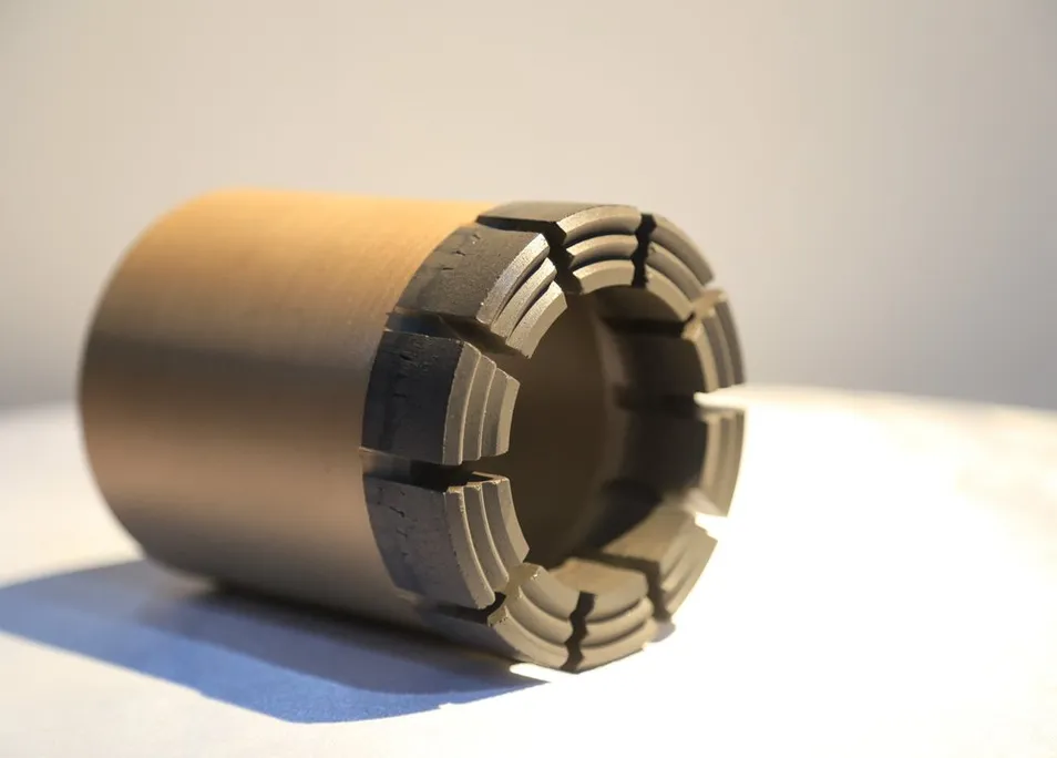 مته دوار PDC راه حل ایده&zwnj;آل برای حفاری سریع و دقیق پیام خطا: ممنوع 1