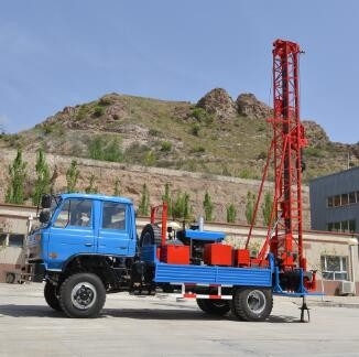 ماشین آلات چاه آب دکل حفاری کامیون GL-IIA برای حفاری سنگ سخت 300 متر