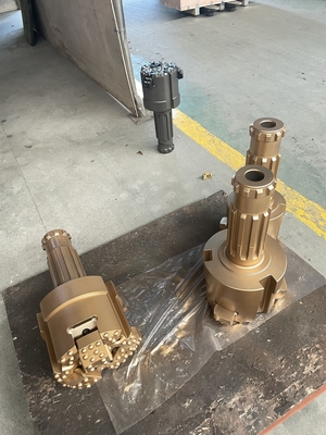 GL380SK-318 overburdened casing system with sliding blocks drilling bit down the hole سیستم غلاف بیش از حد با بلوک های کششی حفاری کمی در سوراخ