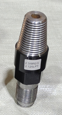آداپتور حفاری چاه 2 3/8' Reg Pin × 2.125' LPT HEX Pin با استانداردهای صنعت مطابقت دارد