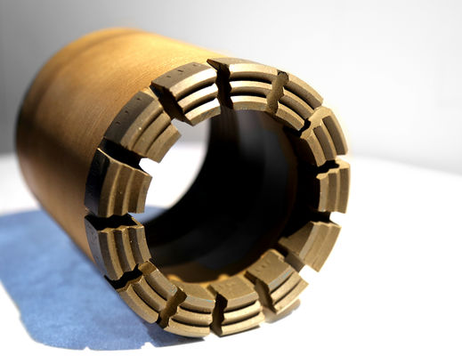 مته دوار PDC راه حل ایده‌آل برای حفاری سریع و دقیق پیام خطا: ممنوع