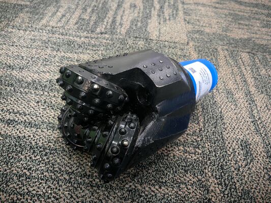 IADC637 6 1/2 اینچ تریکون سنگ تکه های تامین کننده API دندان فولادی TCI تریکون خاکستری کمی آب خوب حفاری کمی