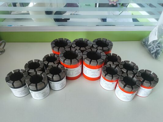 مشخصات کامل BQ/NQ/HQ/PQ سیم کشی هسته ای قطعات هسته ای الماس با عمر طولانی برای اکتشاف معدن