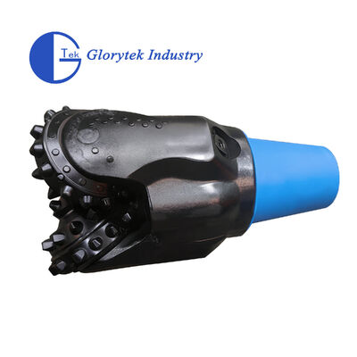 مته سه‌کله غلتکی 6 1/8 اینچ IADC 517 برای چاه آب، معدن و میادین نفتی