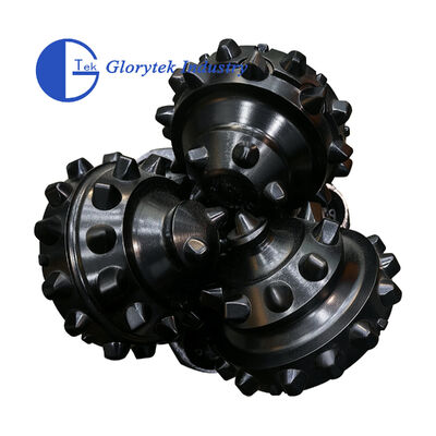 مته سه‌کله غلتکی 6 1/8 اینچ IADC 517 برای چاه آب، معدن و میادین نفتی